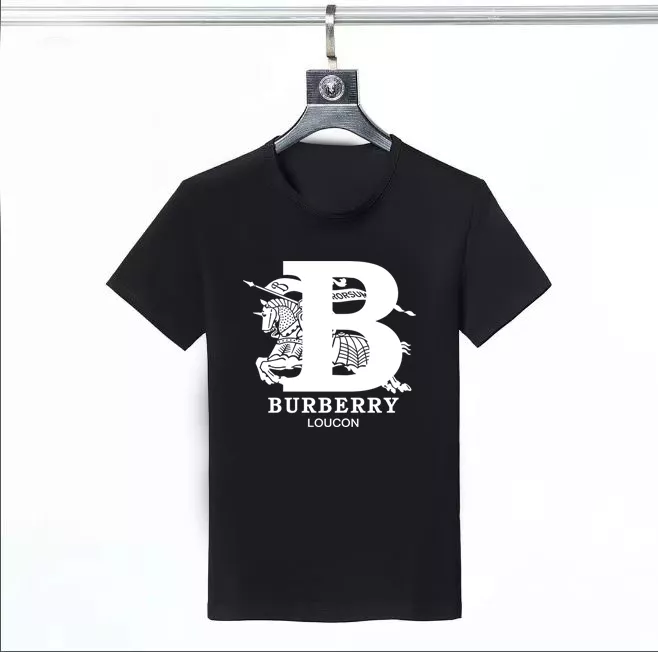 Comfortable 2325 Burberry T-Shirts Short Sleeved For Men