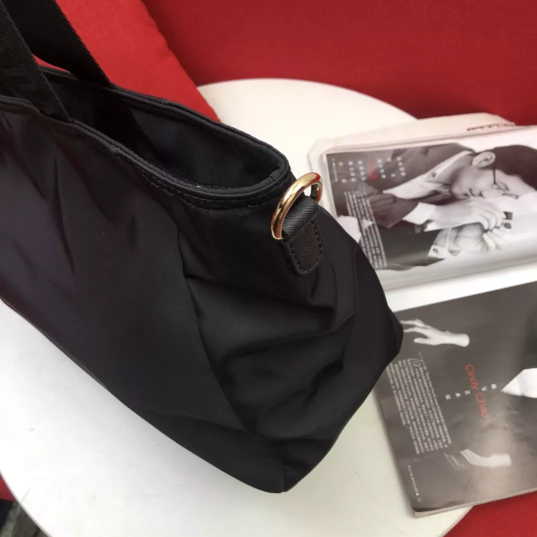 Comfortable 2411 Prada AAA Quality Handbags For Women