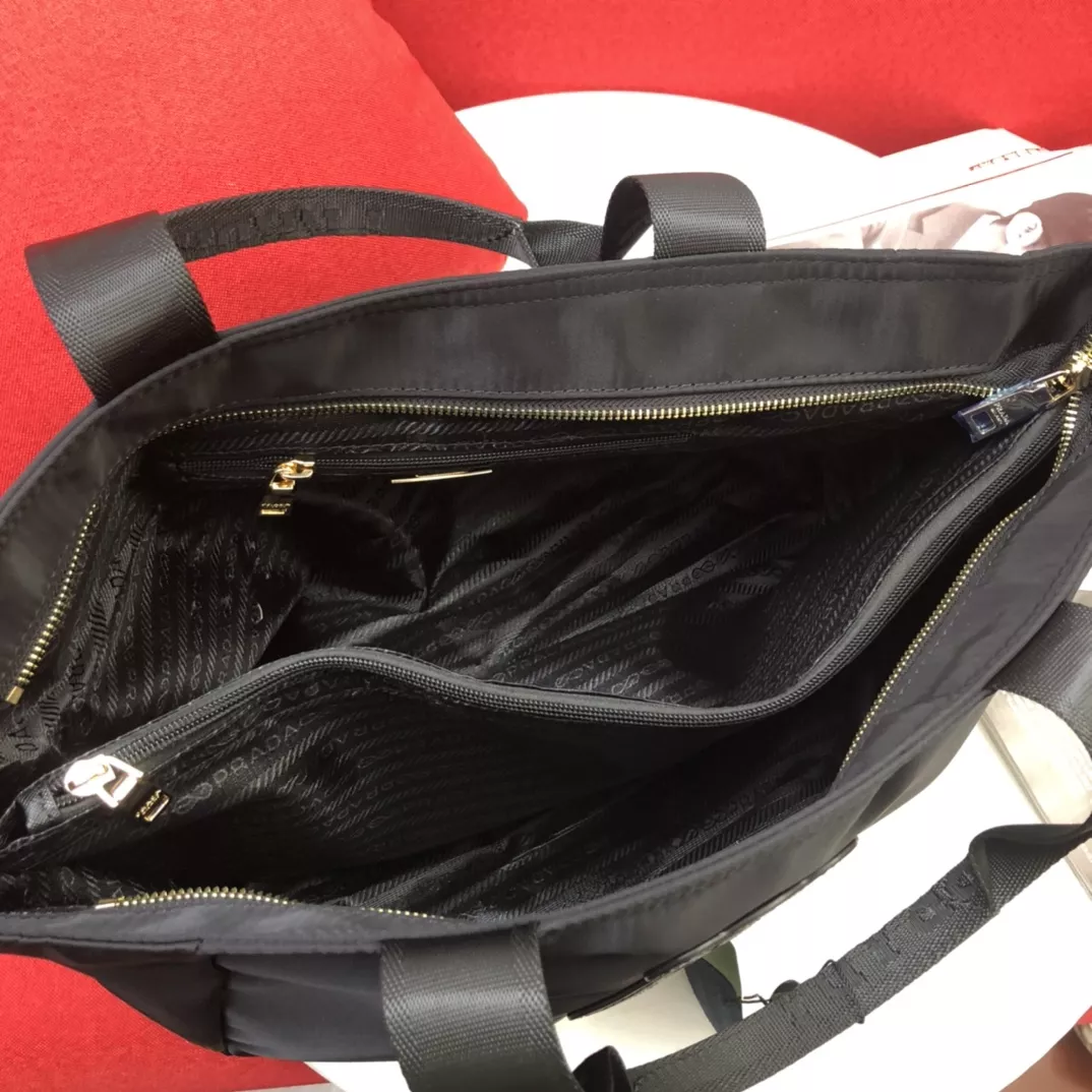 Comfortable 2411 Prada AAA Quality Handbags For Women