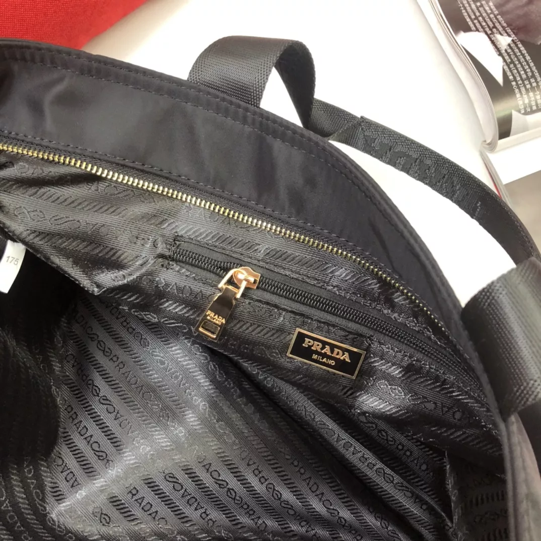 Comfortable 2411 Prada AAA Quality Handbags For Women