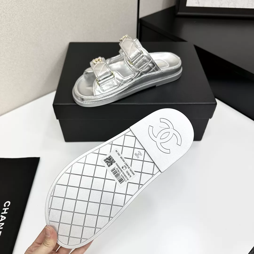 Comfortable 2507 Chanel Slippers For Women