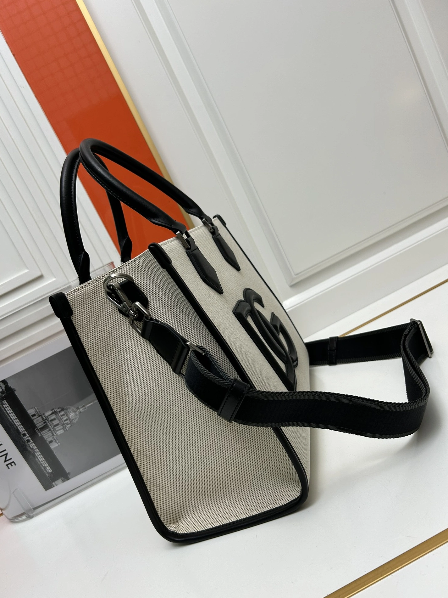Comfortable 2517 Dolce & Gabbana AAA Quality Handbags For Women