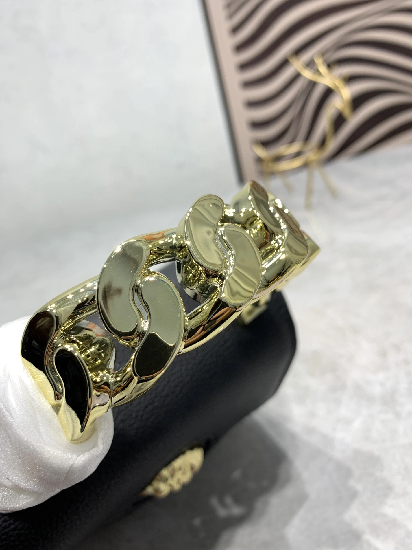 Comfortable 2541 Versace AAA Quality Handbags For Women