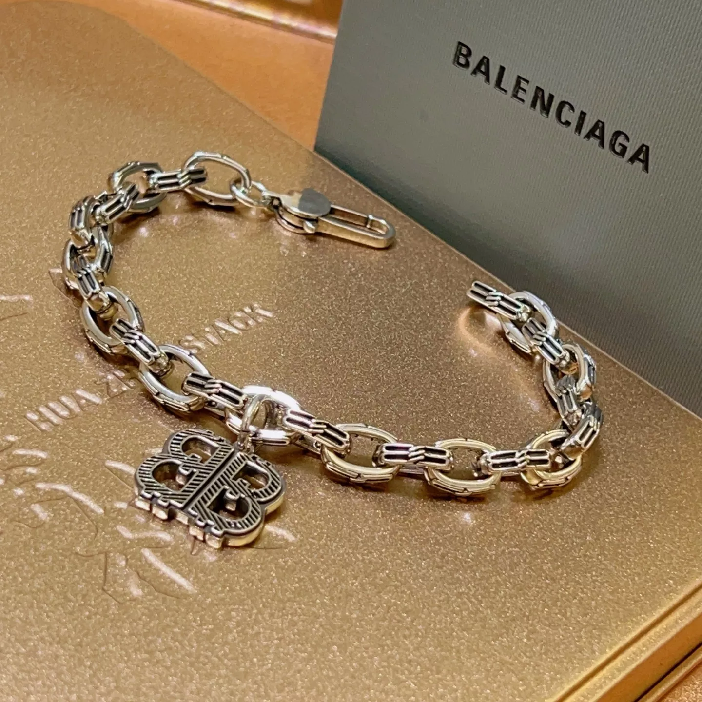 Comfortable 2598 Balenciaga Bracelets For Men