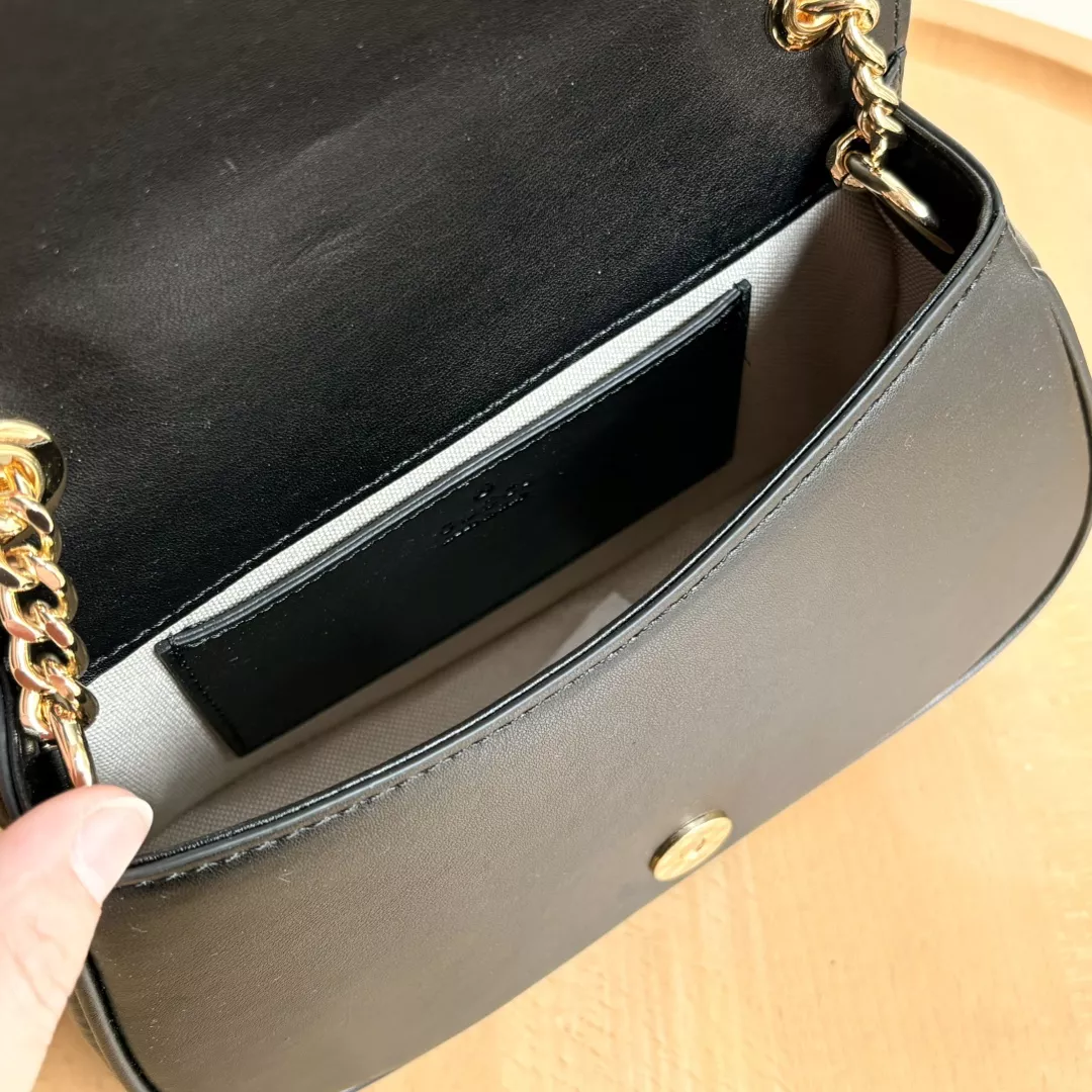 Comfortable 2616 Gucci AAA Quality Messenger Bags For Women