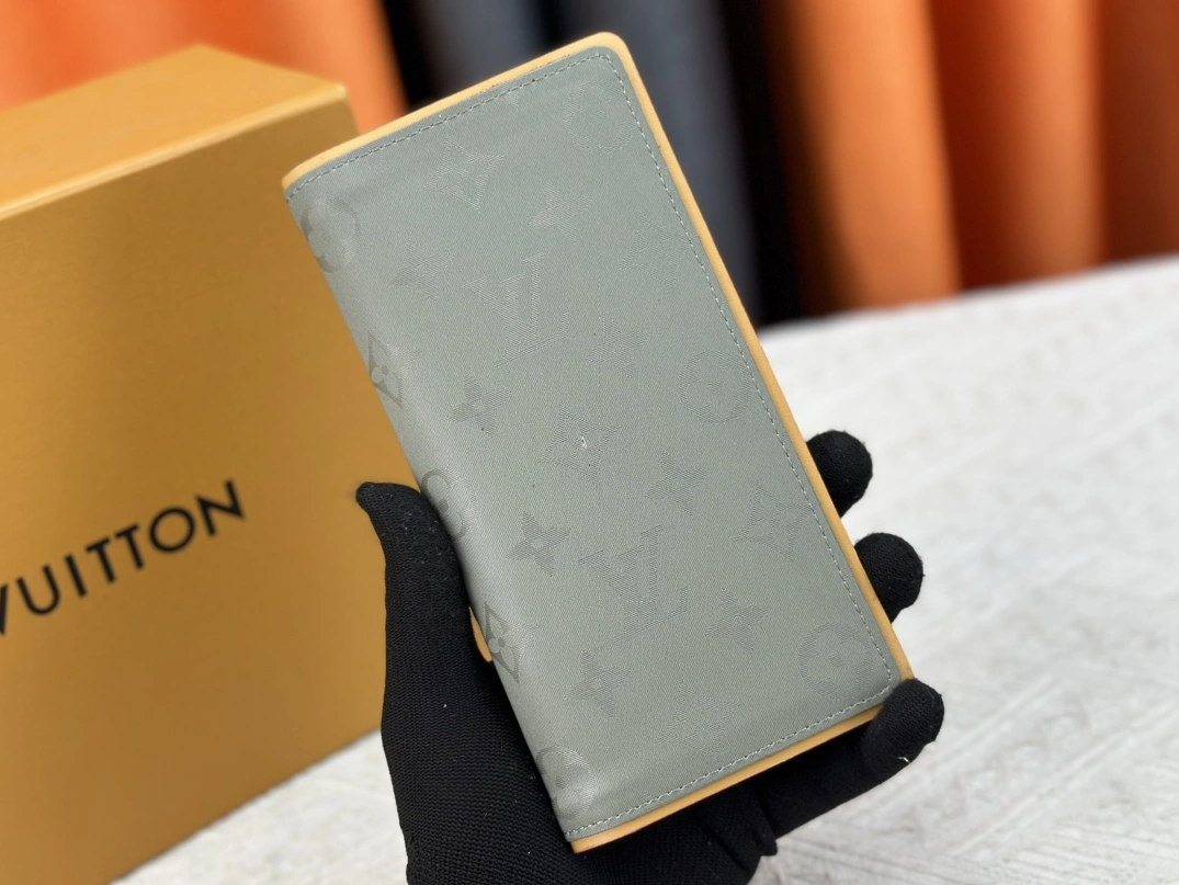 Comfortable 2767 Louis Vuitton LV Card Case