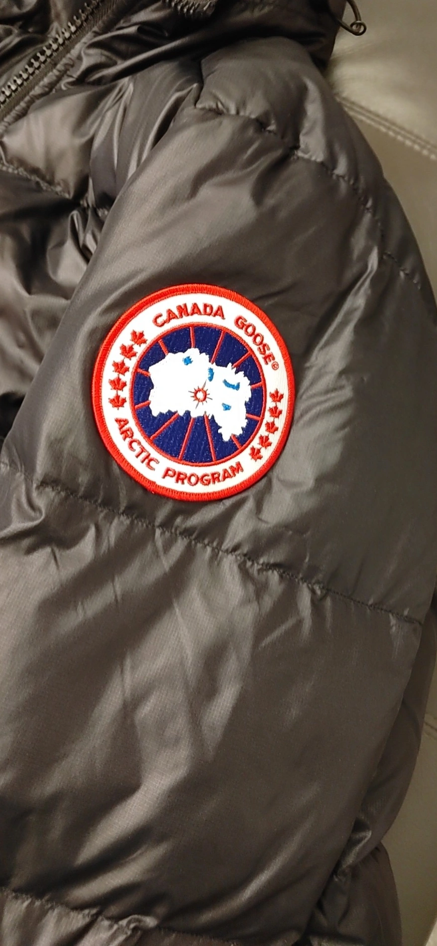 Comfortable 2801 Canada Goose Down Feather Coat Long Sleeved For Unisex