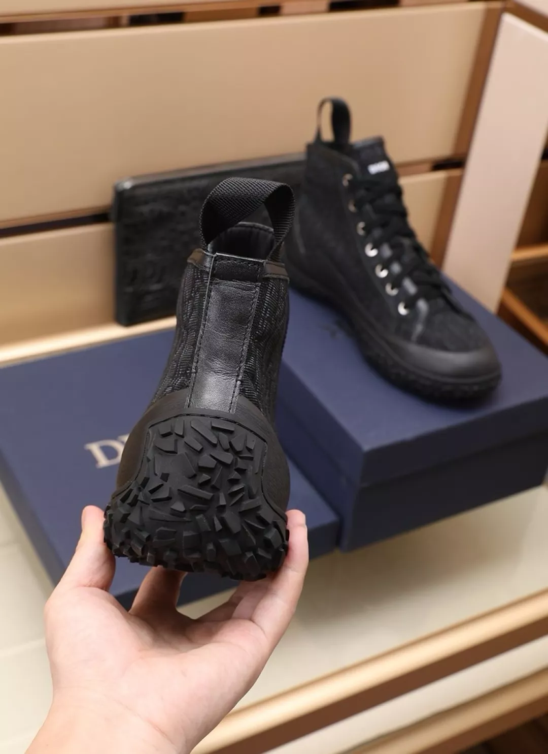 Comfortable 2886 Christian Dior High Top Shoes For Men