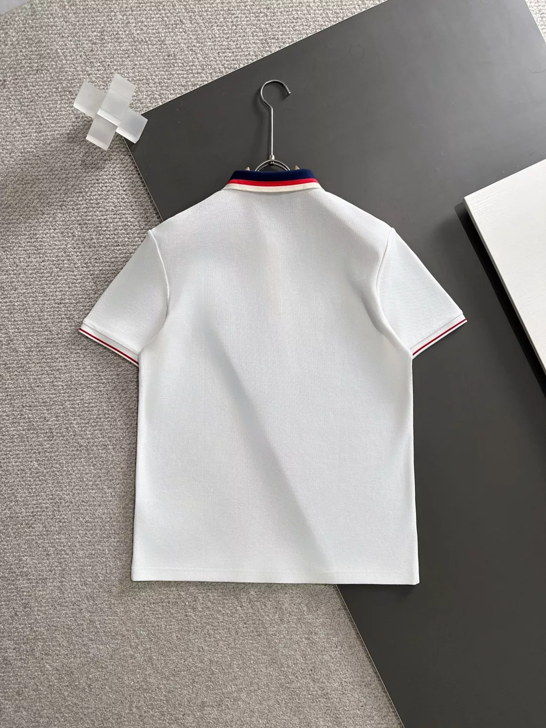 Comfortable 2907 Moncler T-Shirts Short Sleeved For Men