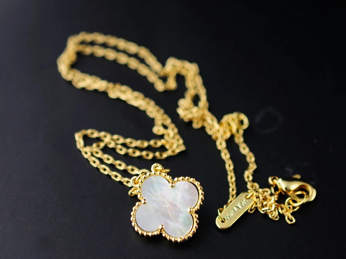 Comfortable 2964 Van Cleef & Arpels Necklace