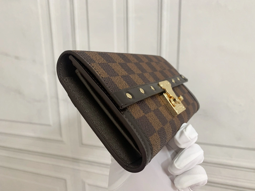 Comfortable 3058 Louis Vuitton LV Card Case For Women