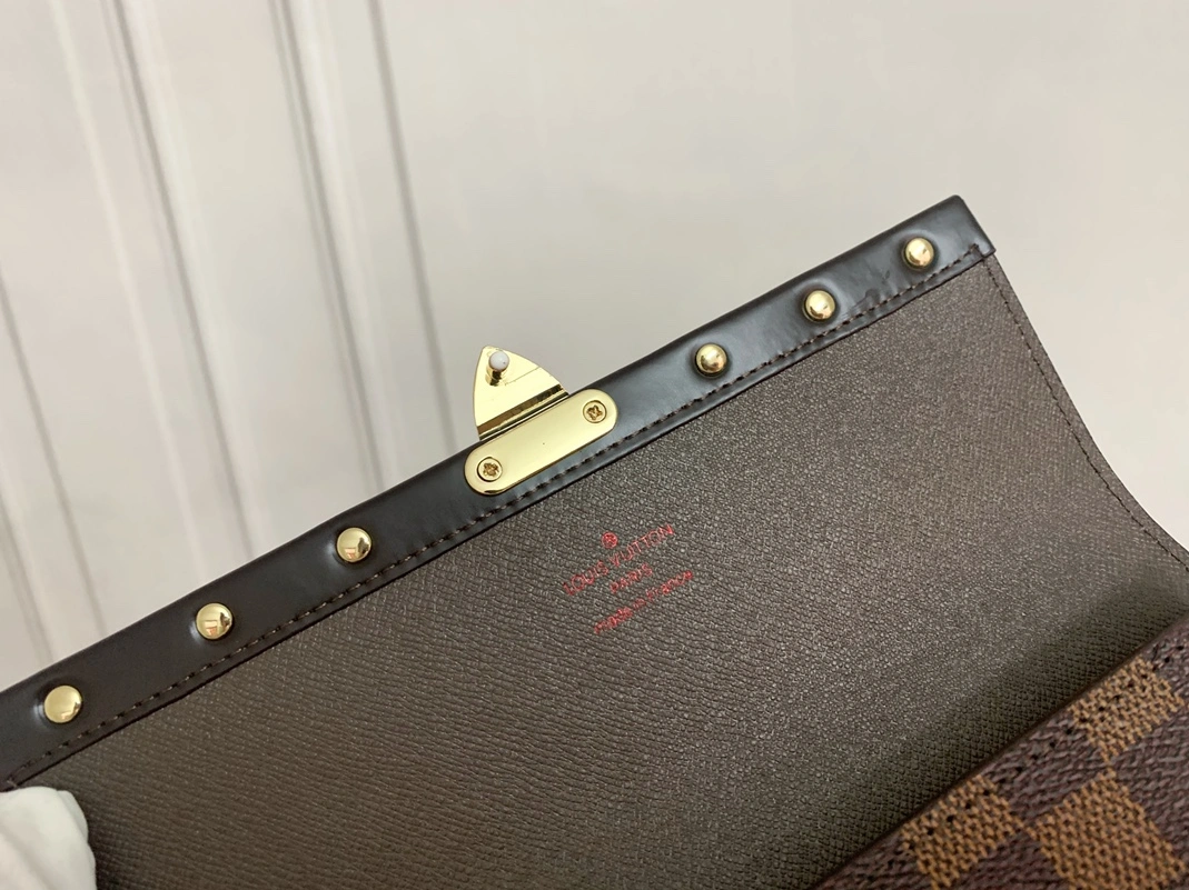 Comfortable 3058 Louis Vuitton LV Card Case For Women