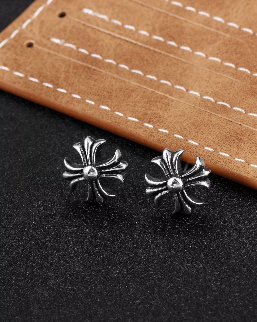Comfortable 3060 Chrome Hearts Earrings For Women