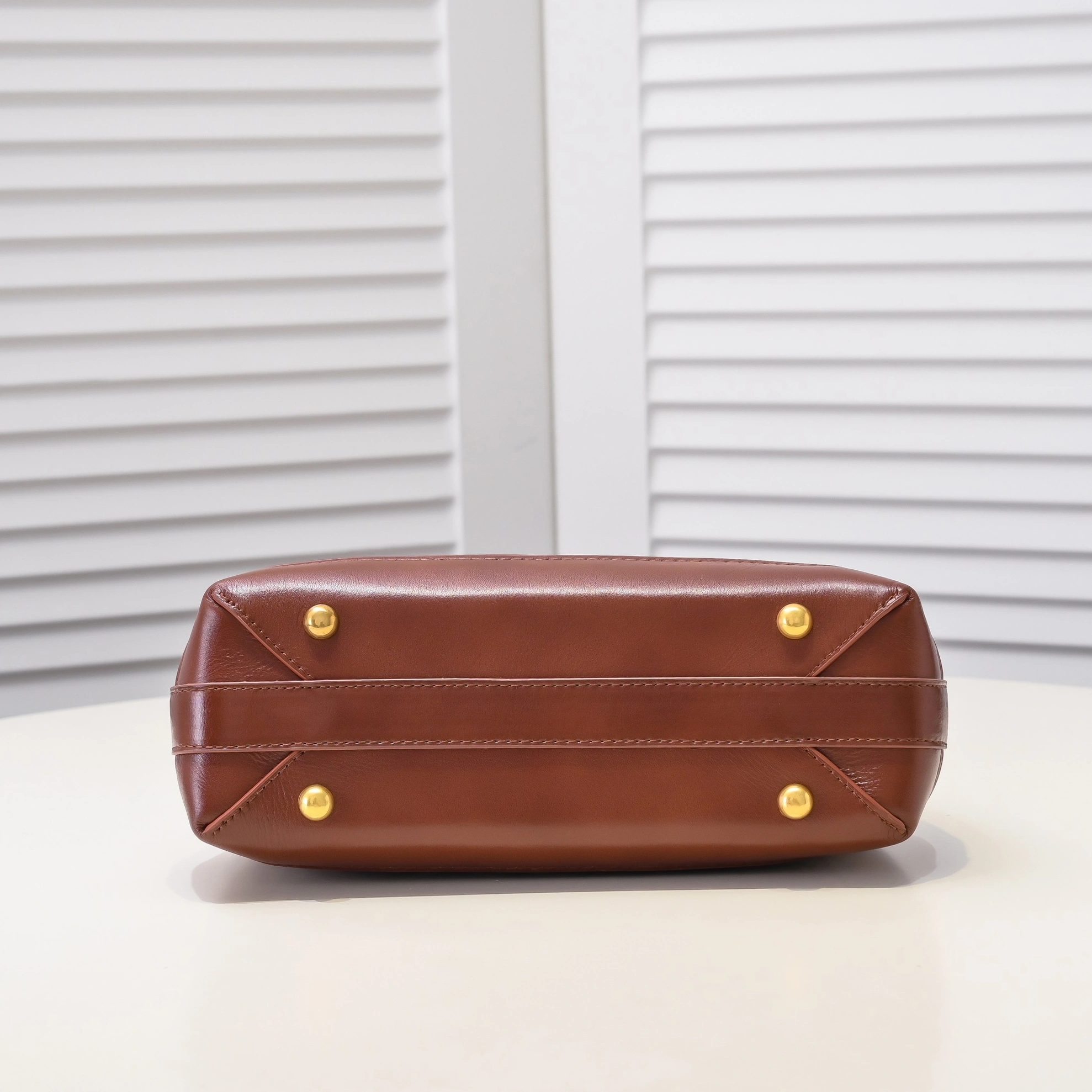 Comfortable 3104 Chanel AAA Quality Messenger Bags
