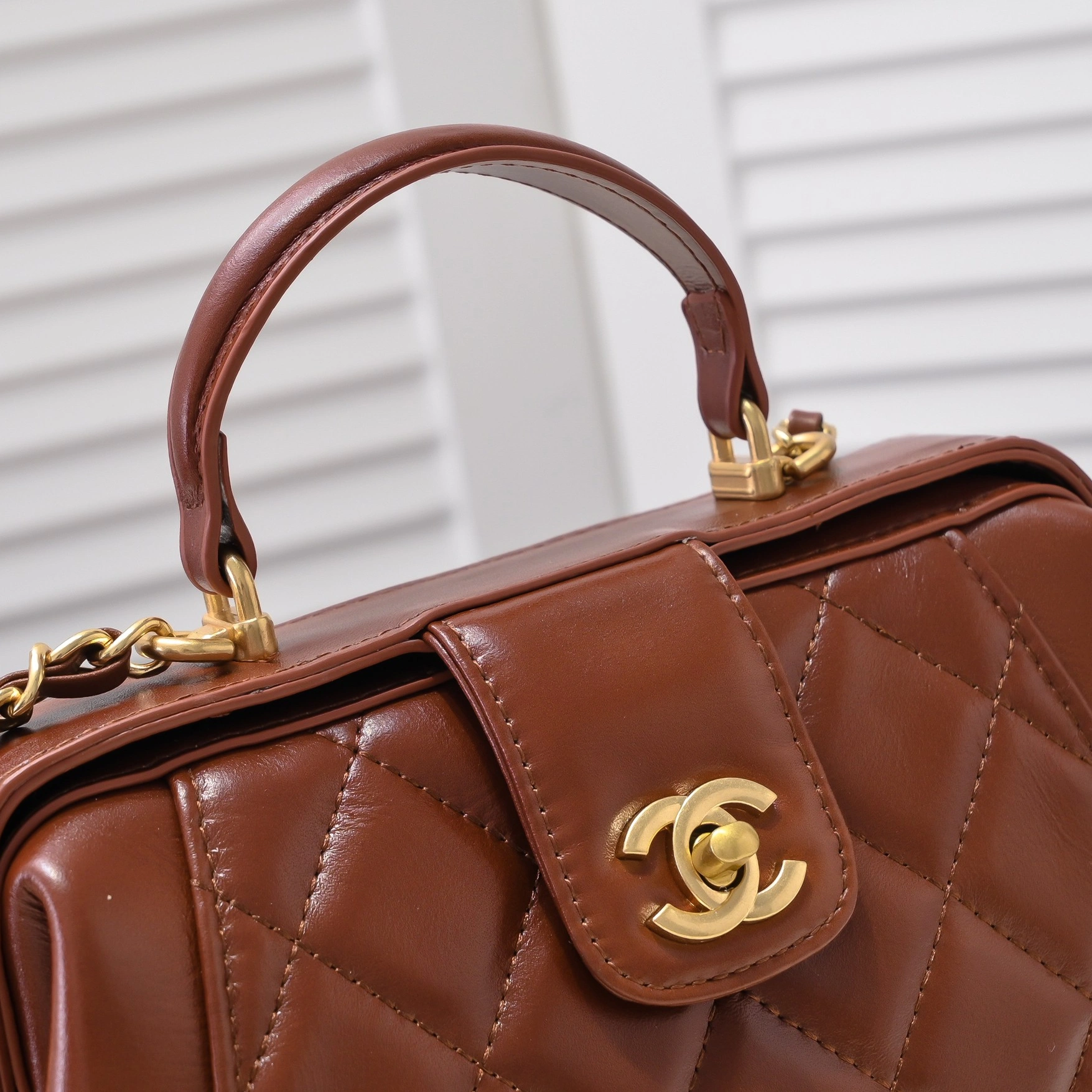 Comfortable 3104 Chanel AAA Quality Messenger Bags
