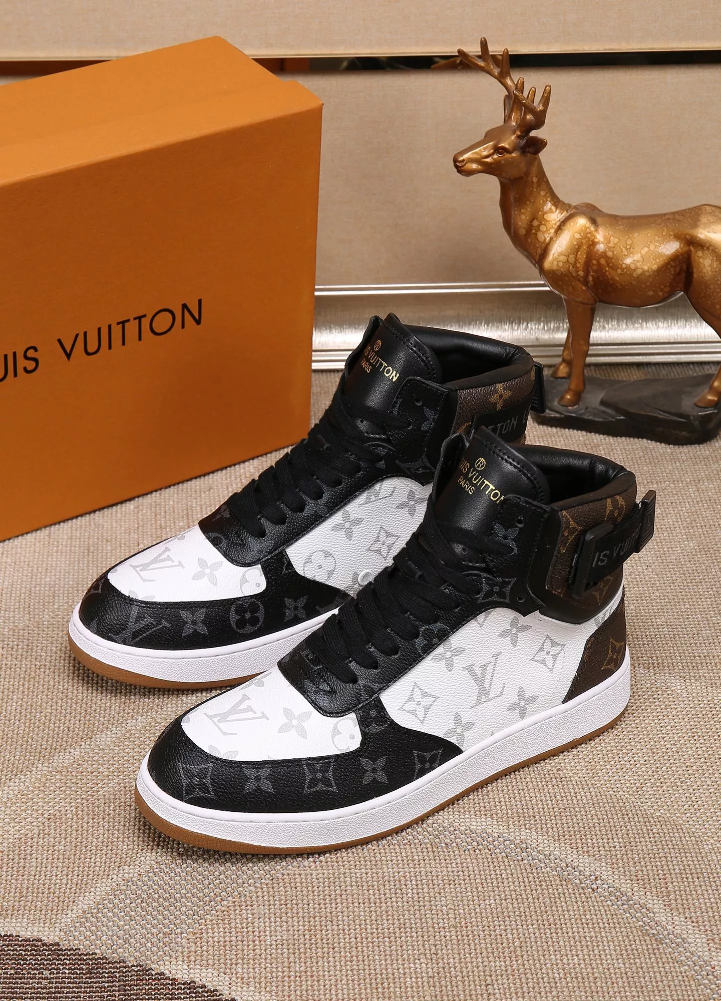 Comfortable 3168 Louis Vuitton High Tops Shoes For Men