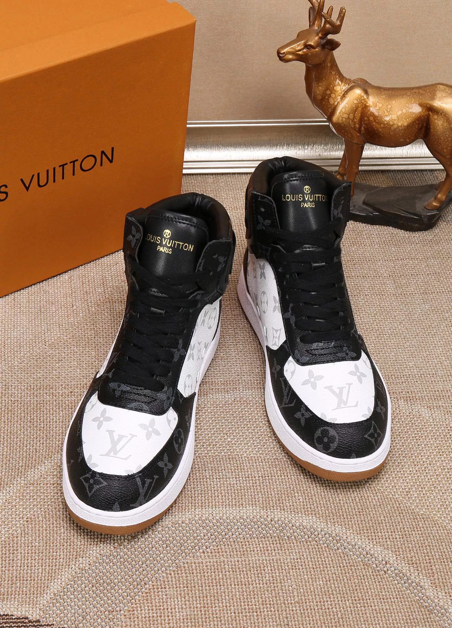 Comfortable 3168 Louis Vuitton High Tops Shoes For Men
