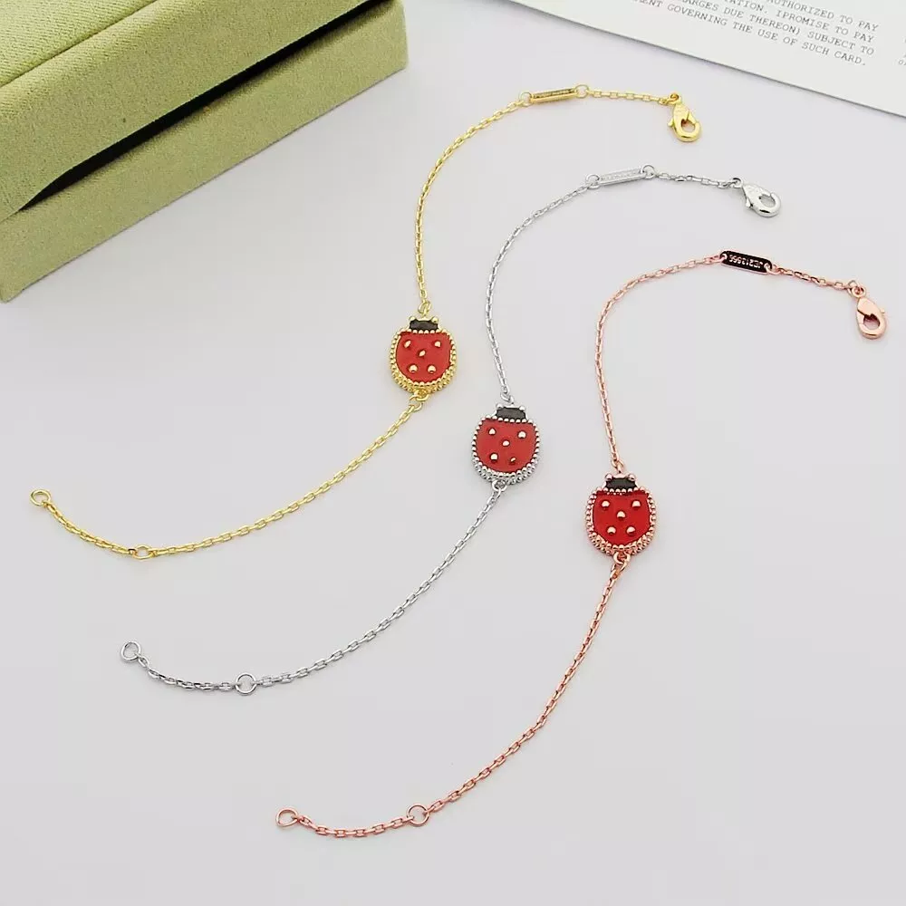 Comfortable 3223 Van Cleef & Arpels Bracelets For Women
