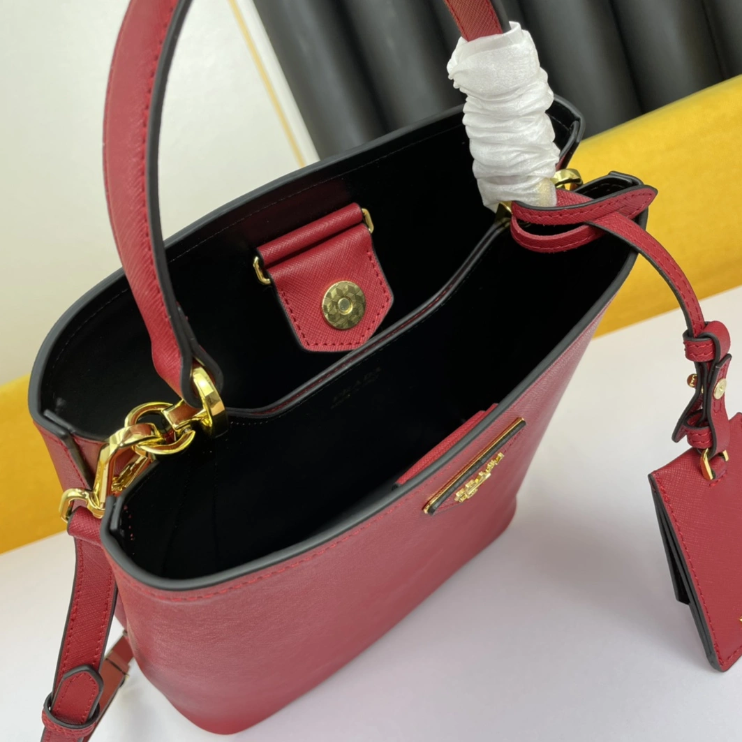 Comfortable 3252 Prada AAA Quality Handbags For Women