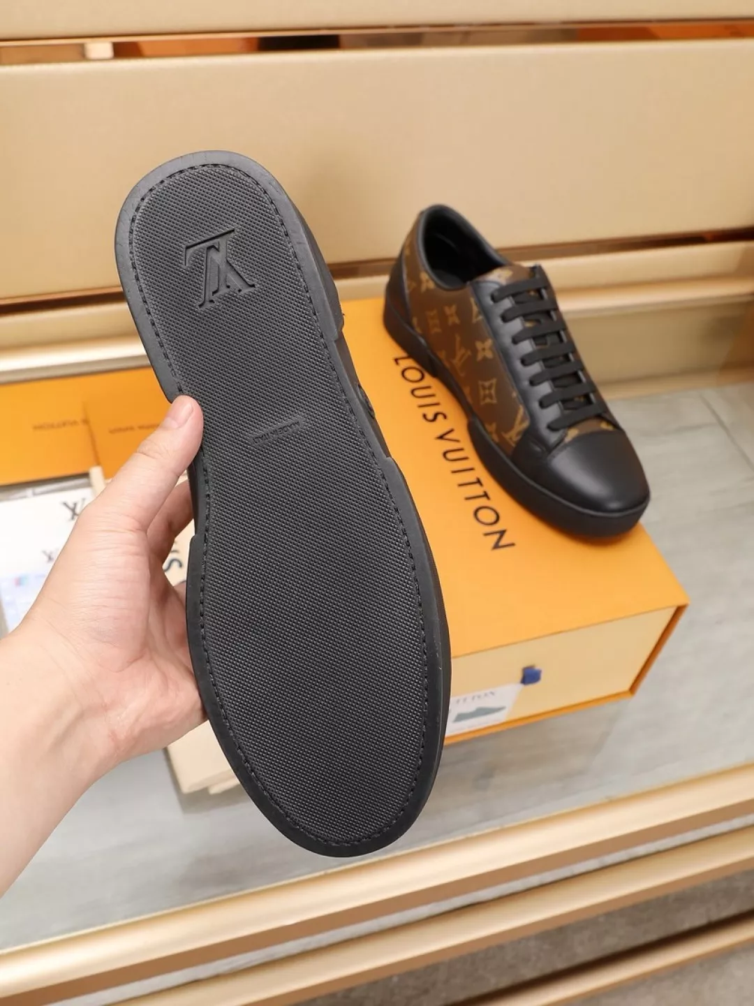 Comfortable 3283 Louis Vuitton Casual Shoes For Men