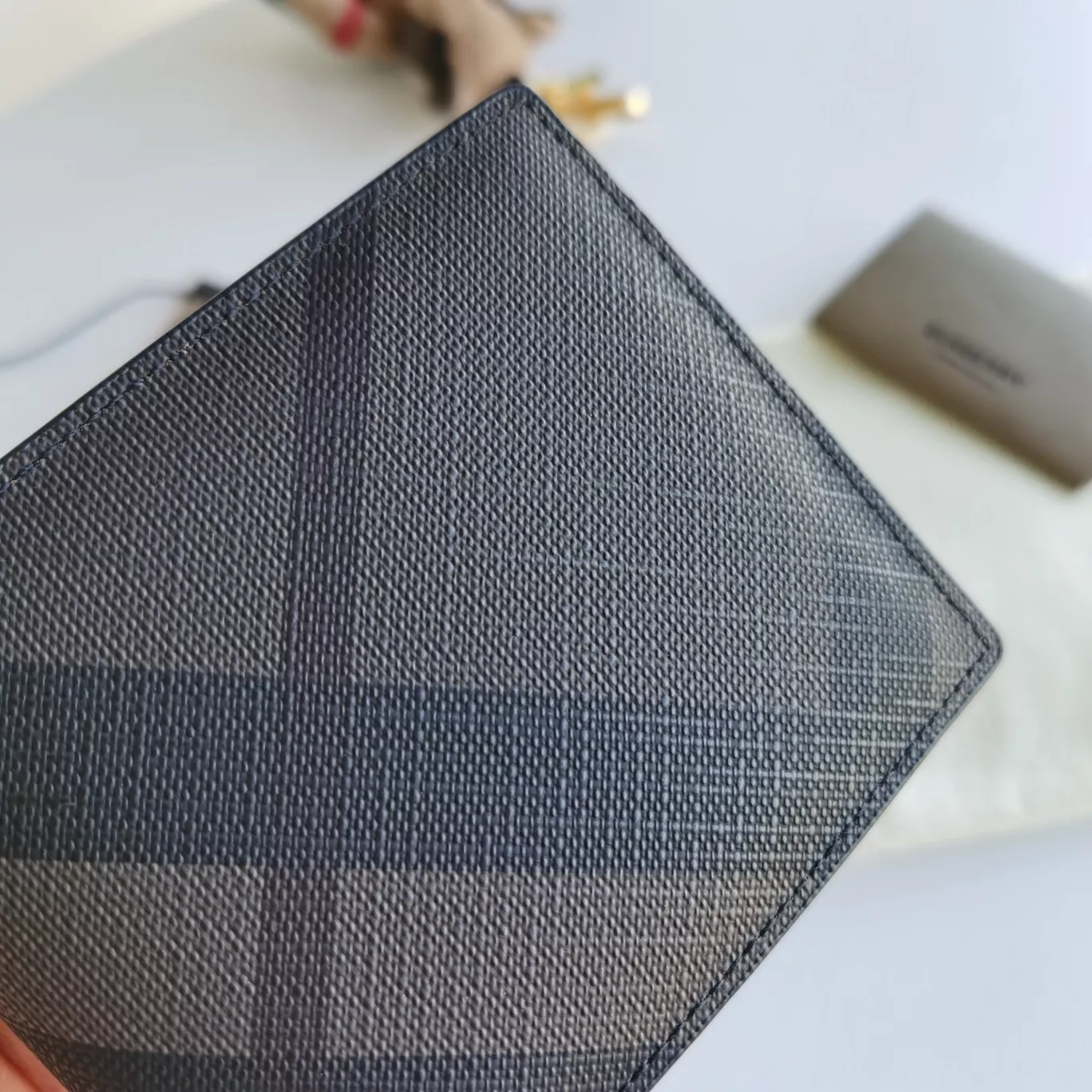 Comfortable 3304 Burberry AAA Man Wallets