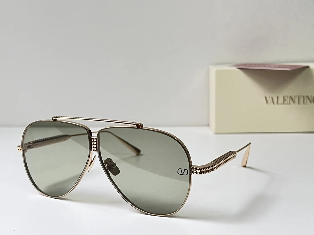 Comfortable 3346 Valentino AAA Quality Sunglasses