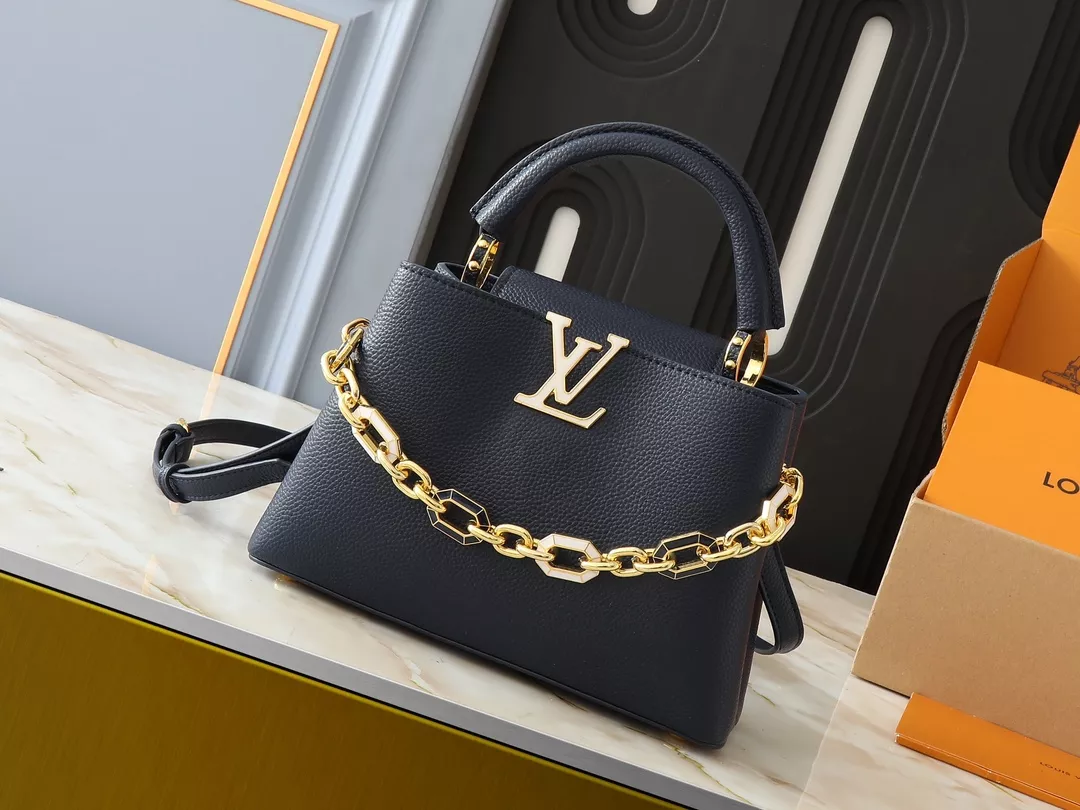 Comfortable 3488 Louis Vuitton AAA Quality Messenger Bags In Navy For Women