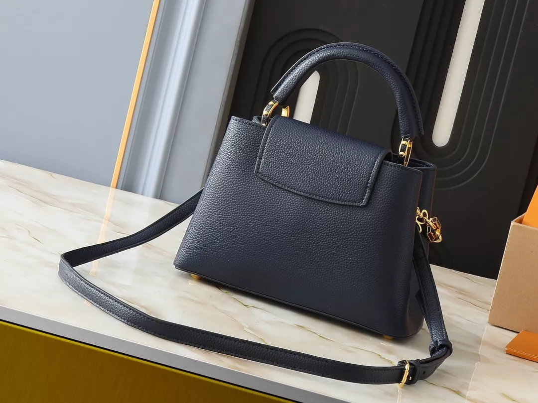 Comfortable 3488 Louis Vuitton AAA Quality Messenger Bags In Navy For Women
