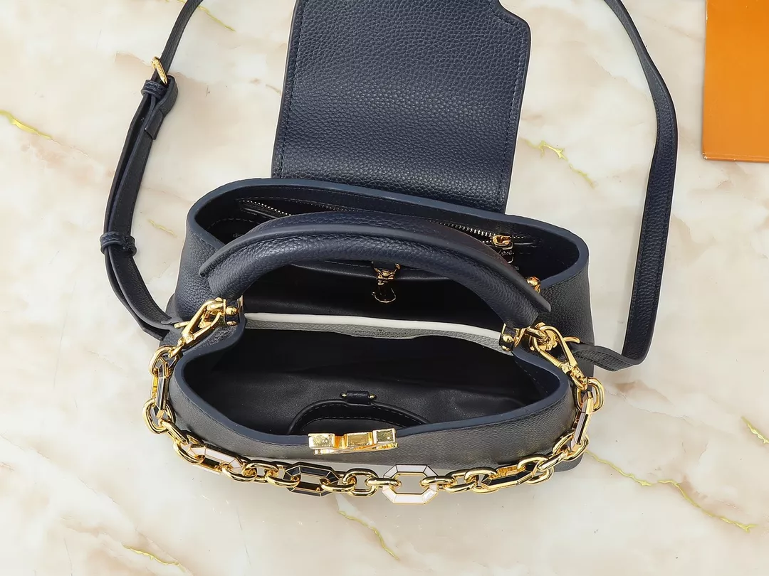 Comfortable 3488 Louis Vuitton AAA Quality Messenger Bags In Navy For Women