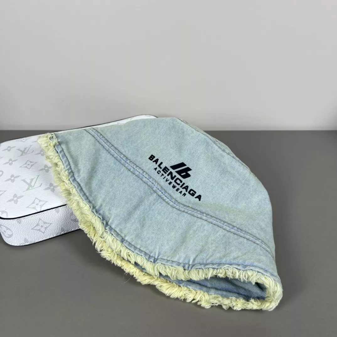 Comfortable 3520 Balenciaga Caps