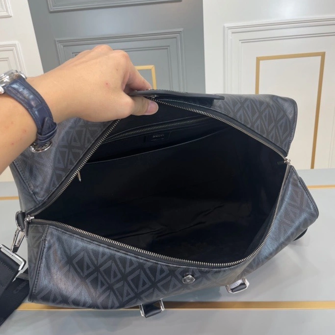 Comfortable 358 Christian Dior Travel Bags