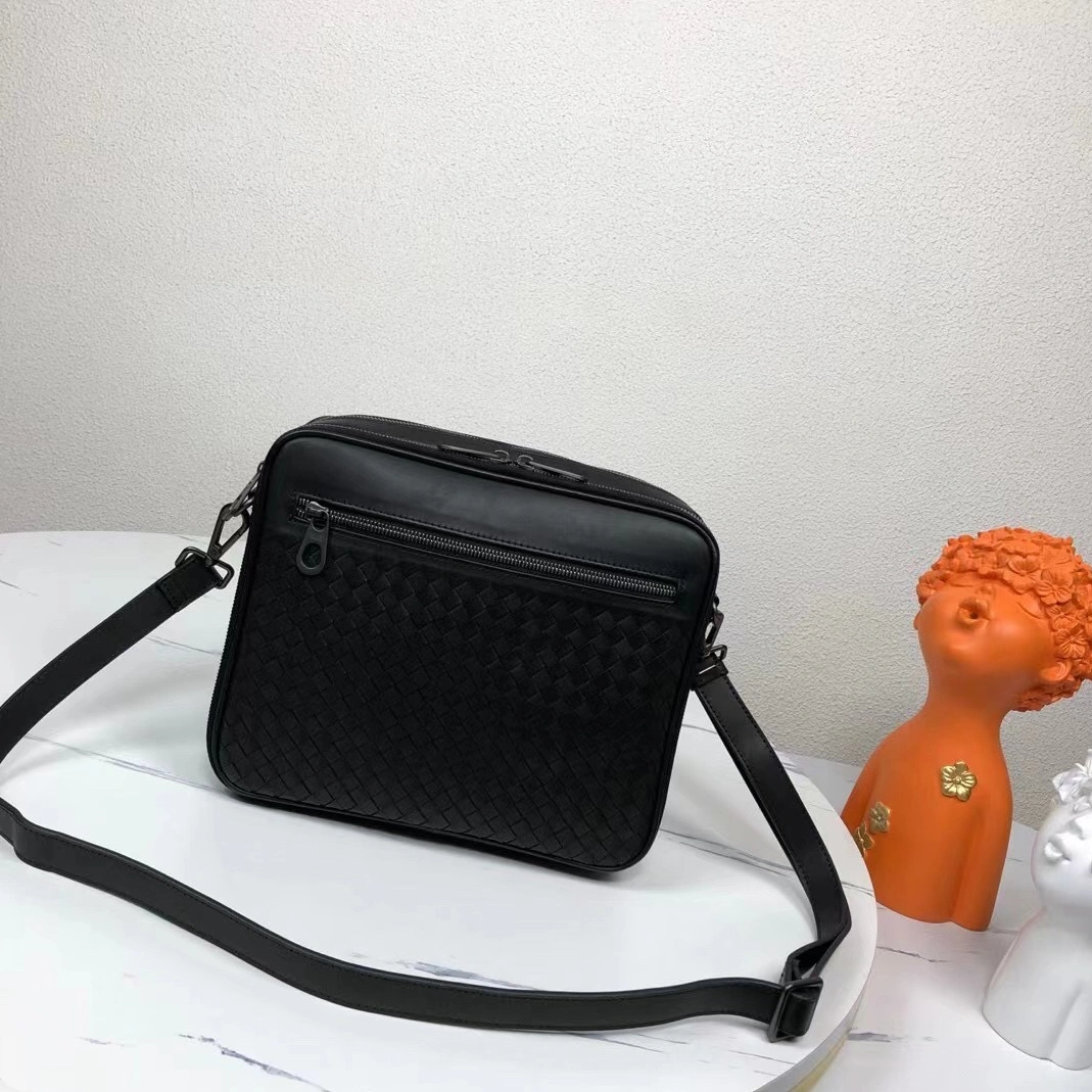 Comfortable 373 Bottega Veneta AAA Man Messenger Bags