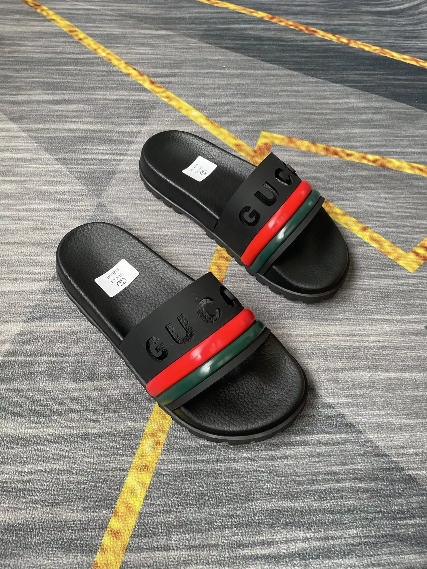 Comfortable 3791 Gucci Slippers For Men