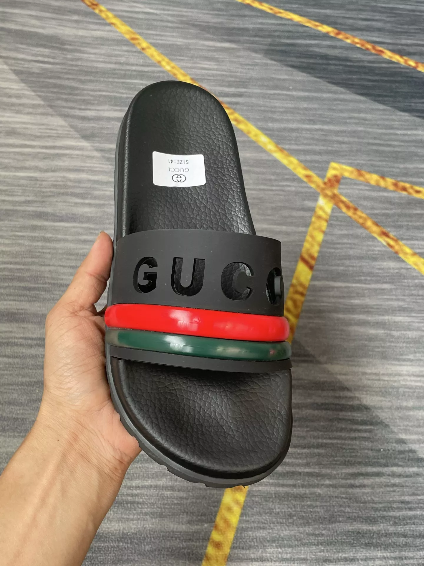 Comfortable 3791 Gucci Slippers For Men