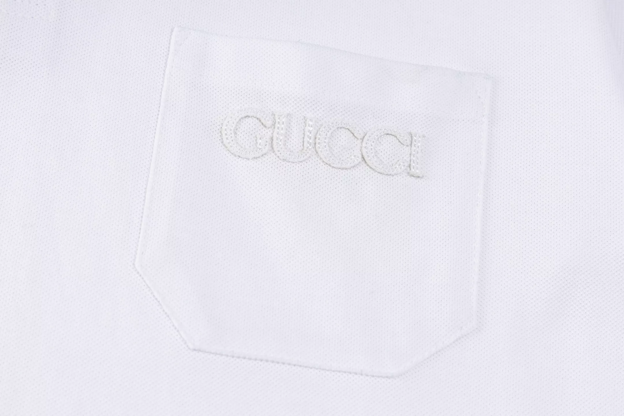 Comfortable 3835 Gucci T-Shirts Short Sleeved For Men