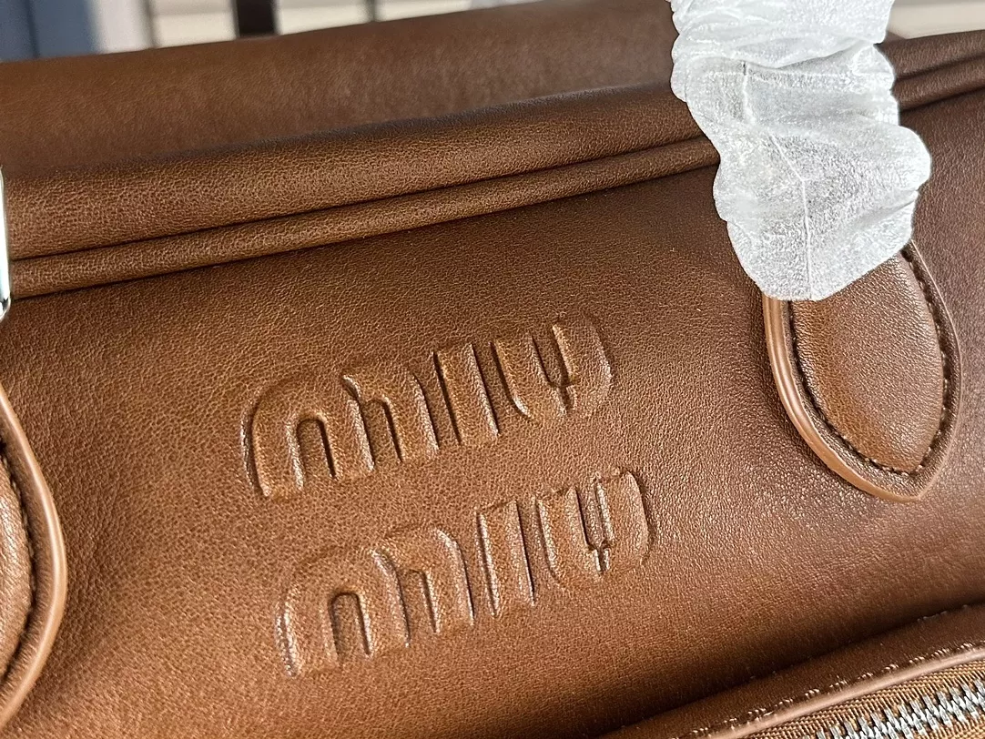 Comfortable 3855 MIU MIU AAA Quality Handbags For Women