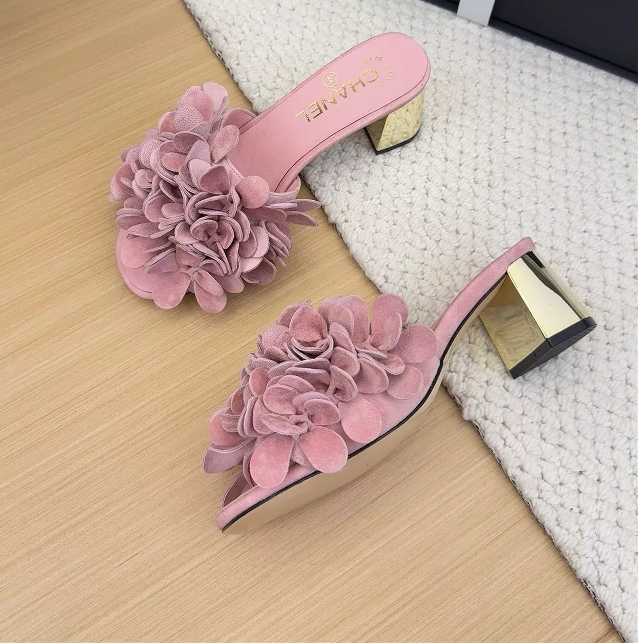 Comfortable 3876 Chanel Slippers For Women