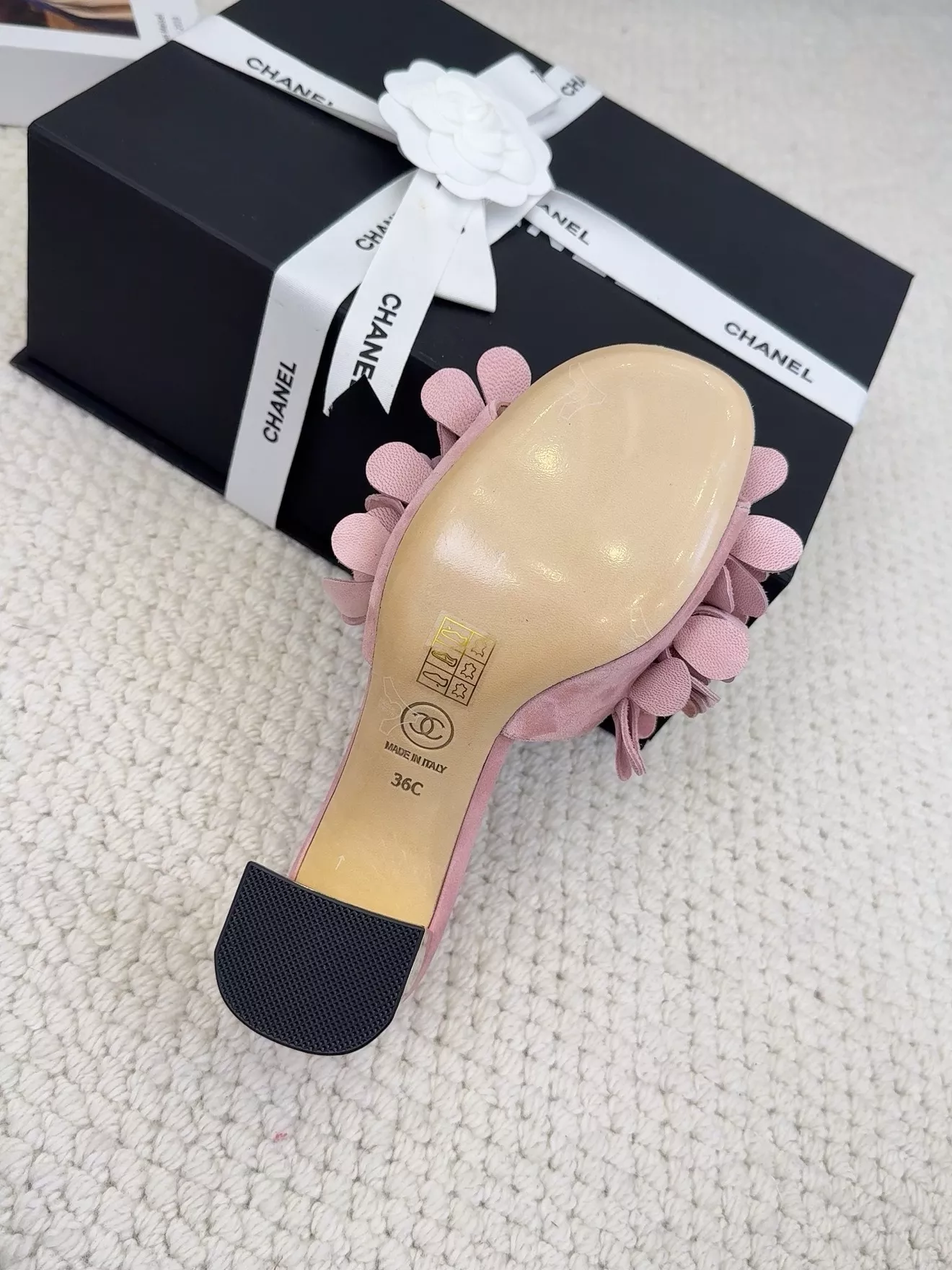 Comfortable 3876 Chanel Slippers For Women