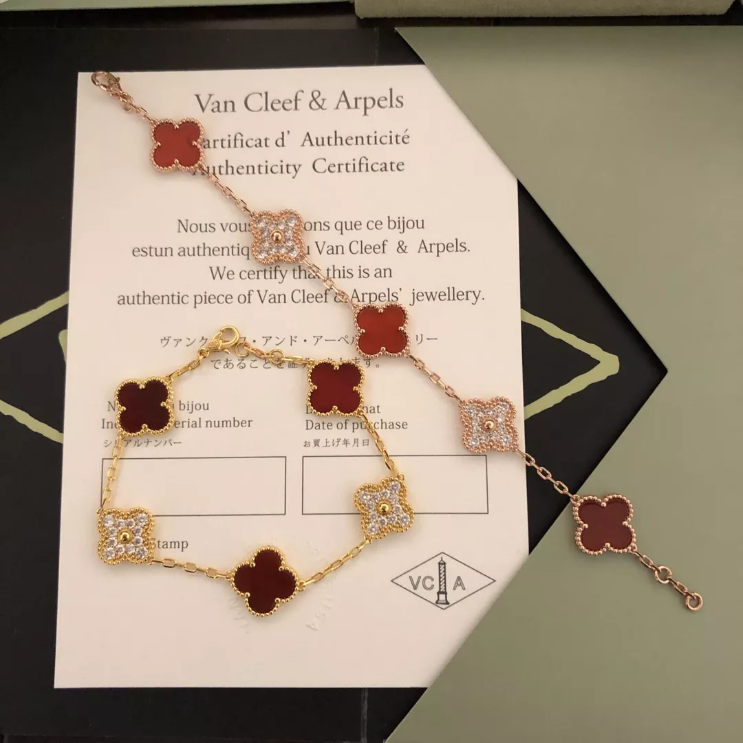 Comfortable 3892 Van Cleef & Arpels Bracelets For Women