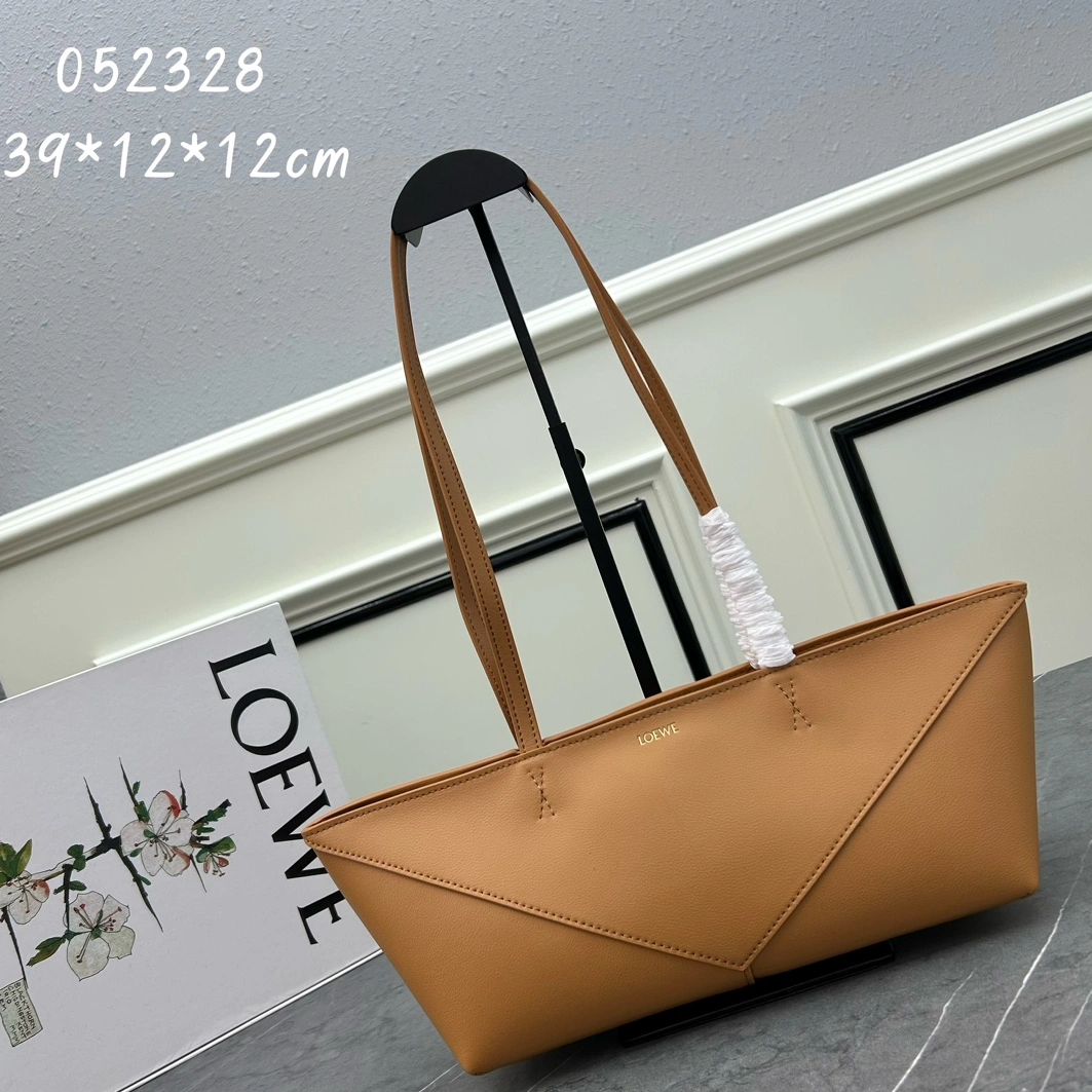 Comfortable 3896 LOEWE AAA Quality Shoulder Bags For Women