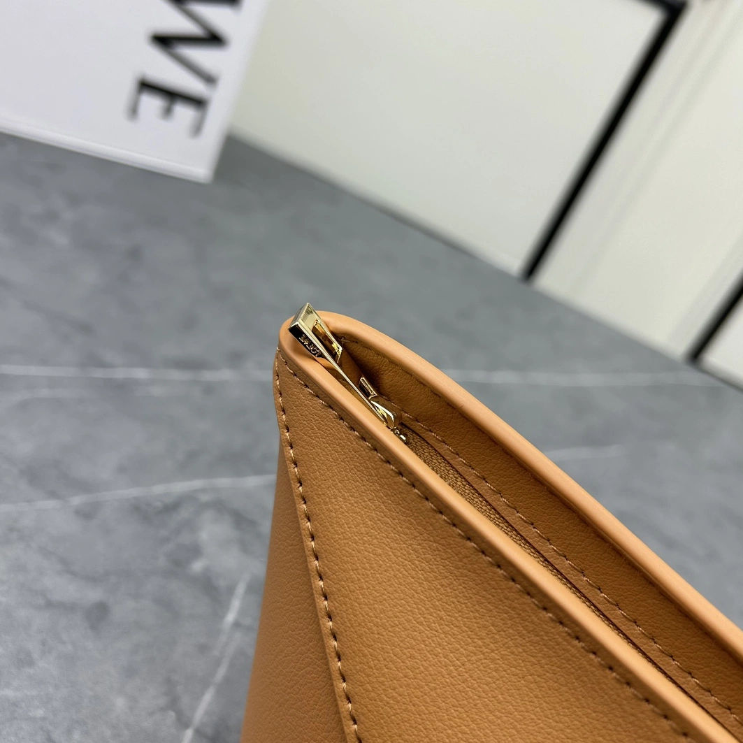 Comfortable 3896 LOEWE AAA Quality Shoulder Bags For Women