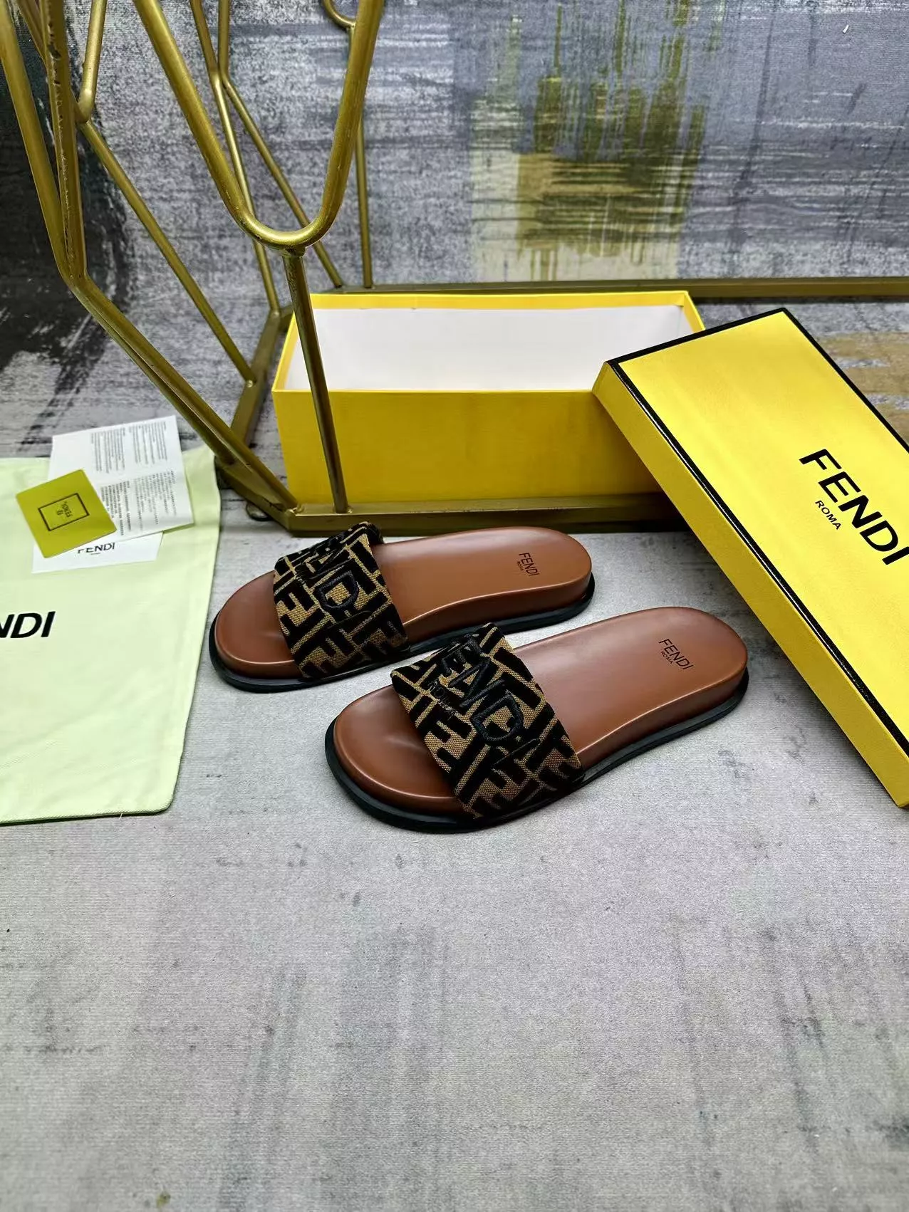 Comfortable 3899 Fendi Slippers For Women
