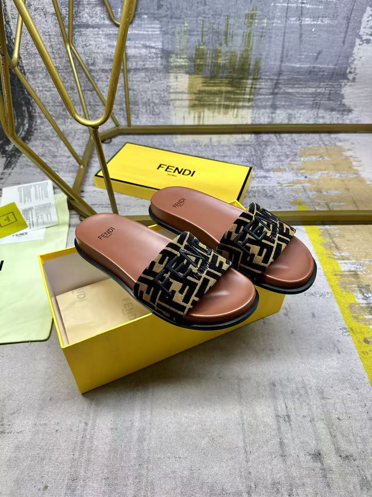 Comfortable 3899 Fendi Slippers For Women