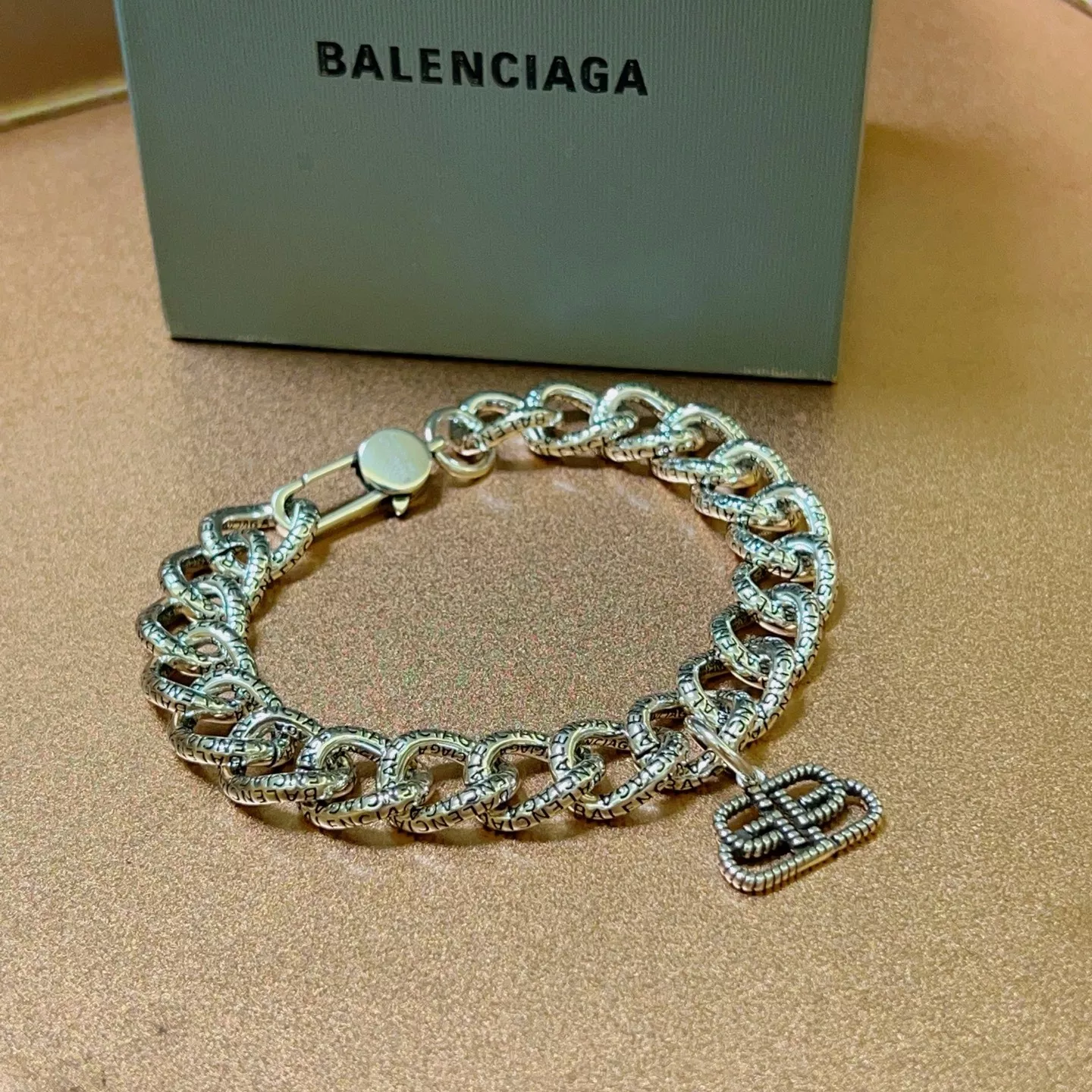 Comfortable 3981 Balenciaga Bracelets For Men