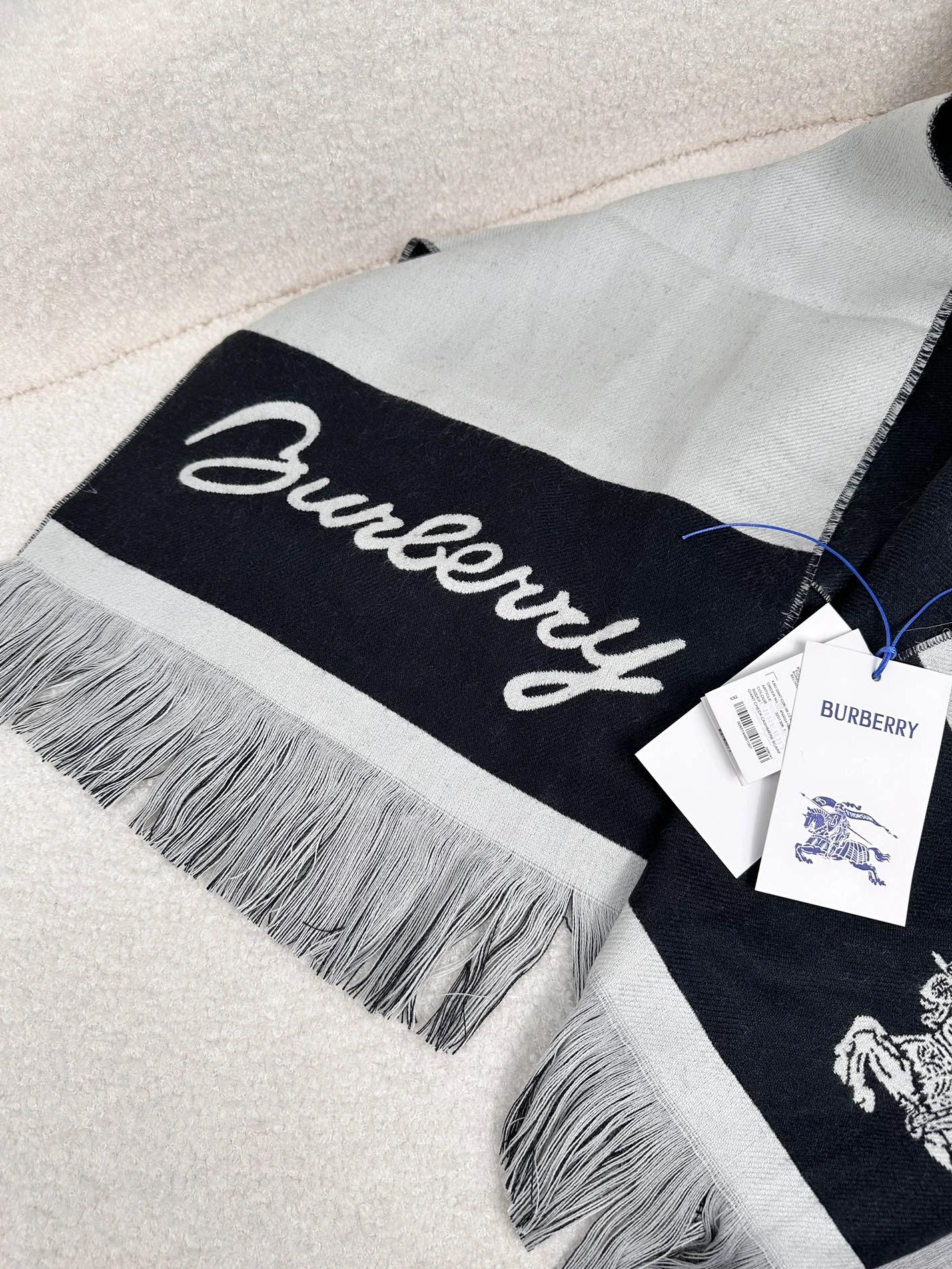 Comfortable 4005 Burberry Scarf