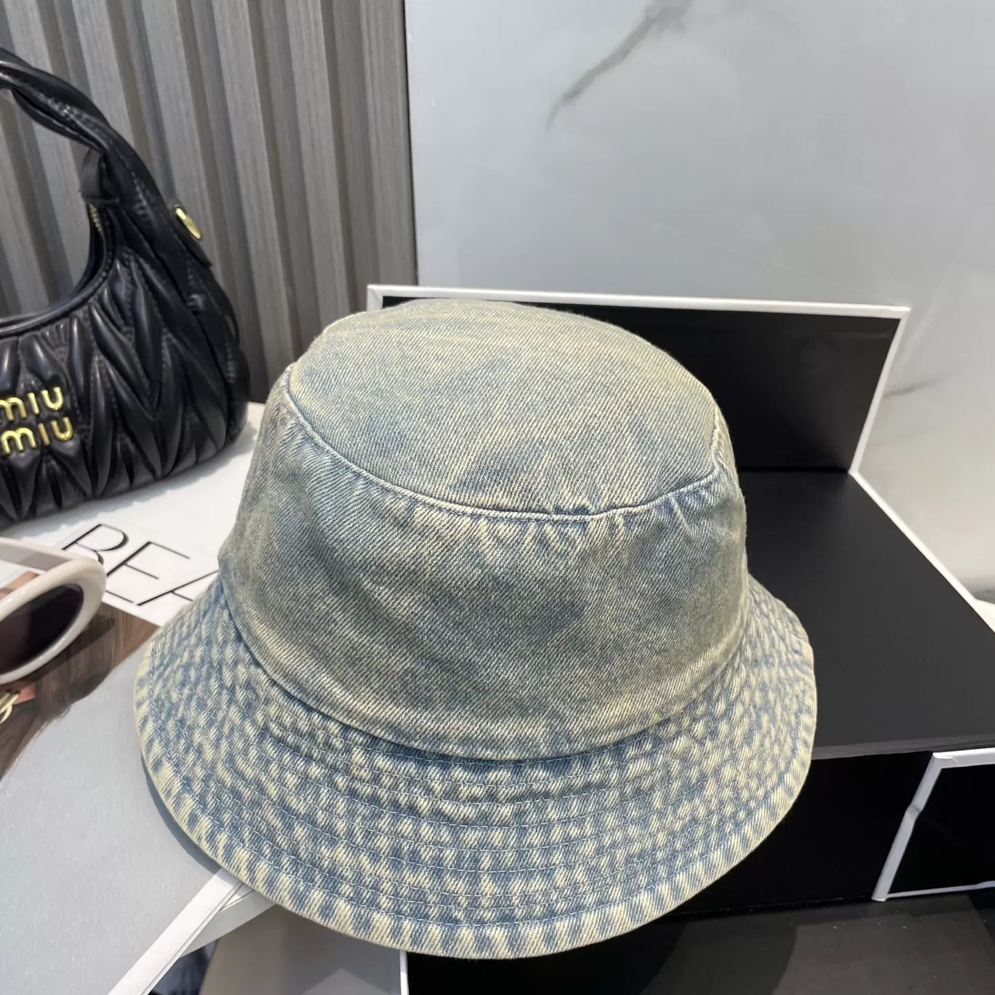 Comfortable 4015 Prada Caps