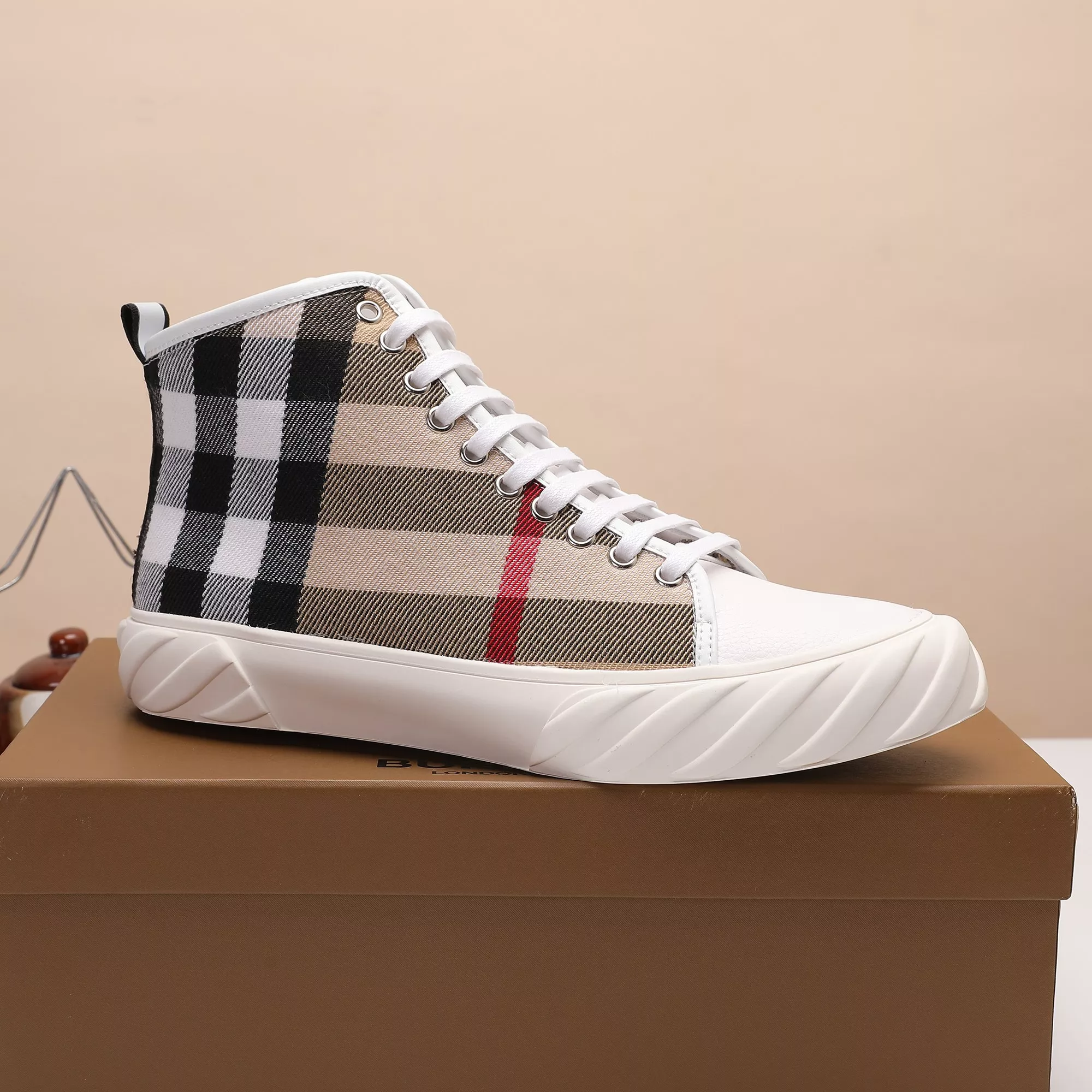 Comfortable 413 Burberry High Tops Shoes For Men