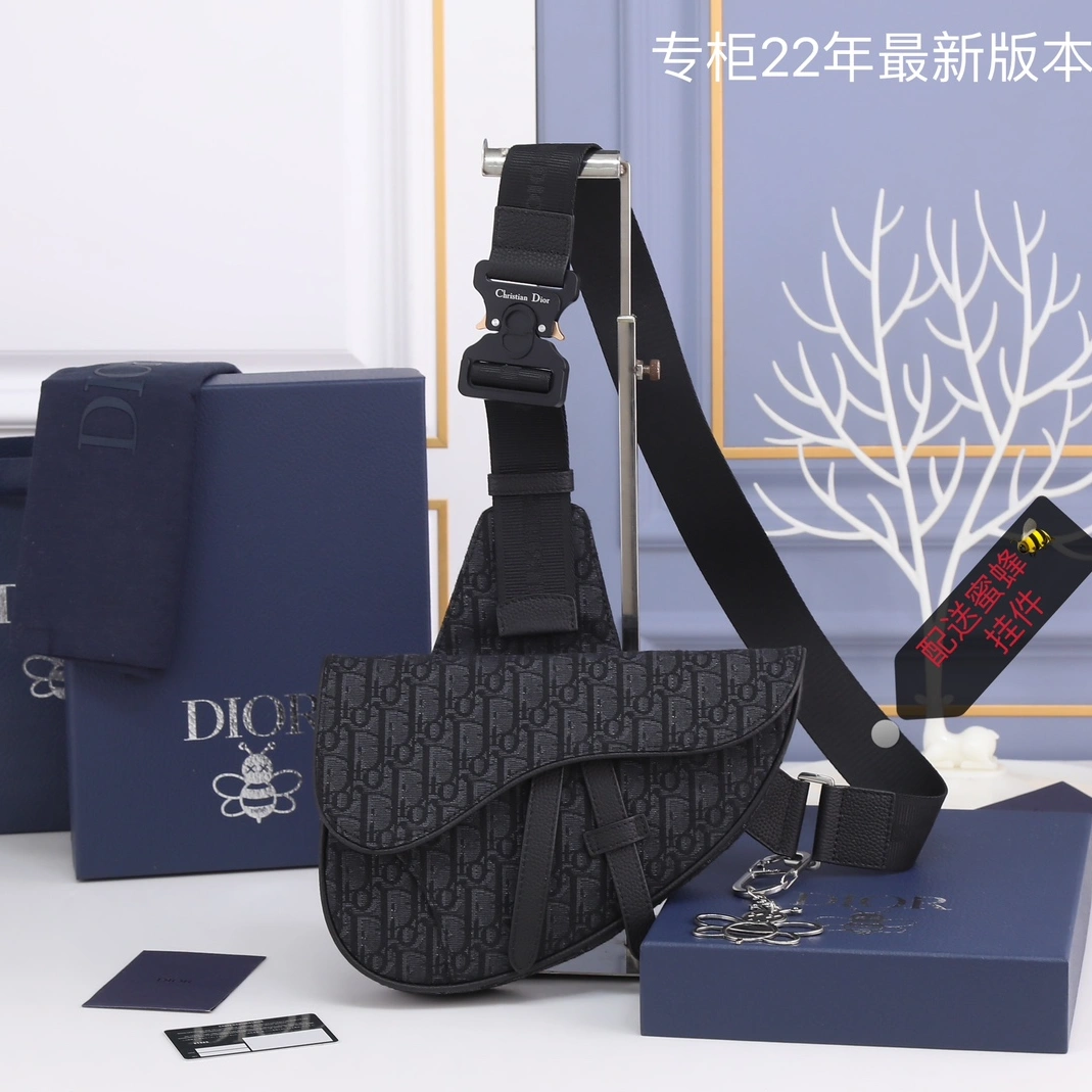 Comfortable 4270 Christian Dior AAA Man Messenger Bags