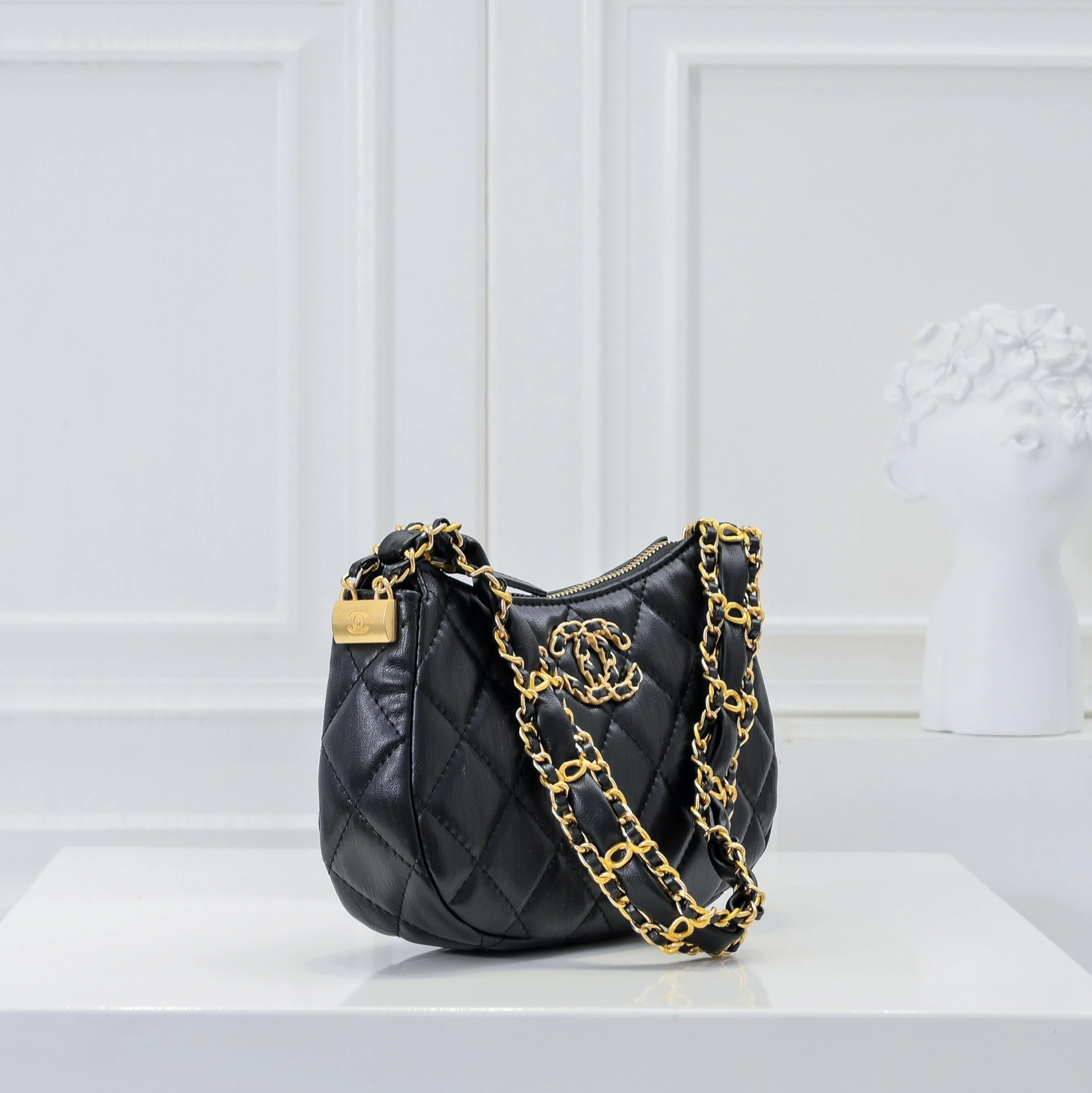 Comfortable 4272 Chanel AAA Quality Shoulder Bags For Women