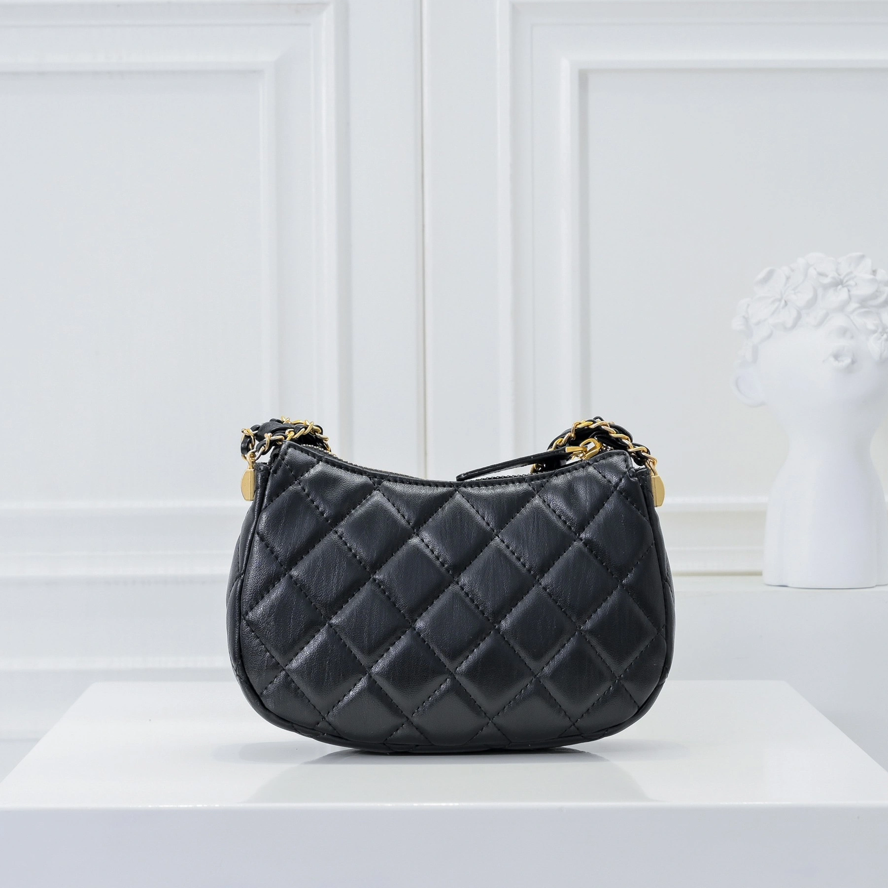 Comfortable 4272 Chanel AAA Quality Shoulder Bags For Women